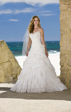 Le Reve Bridal
